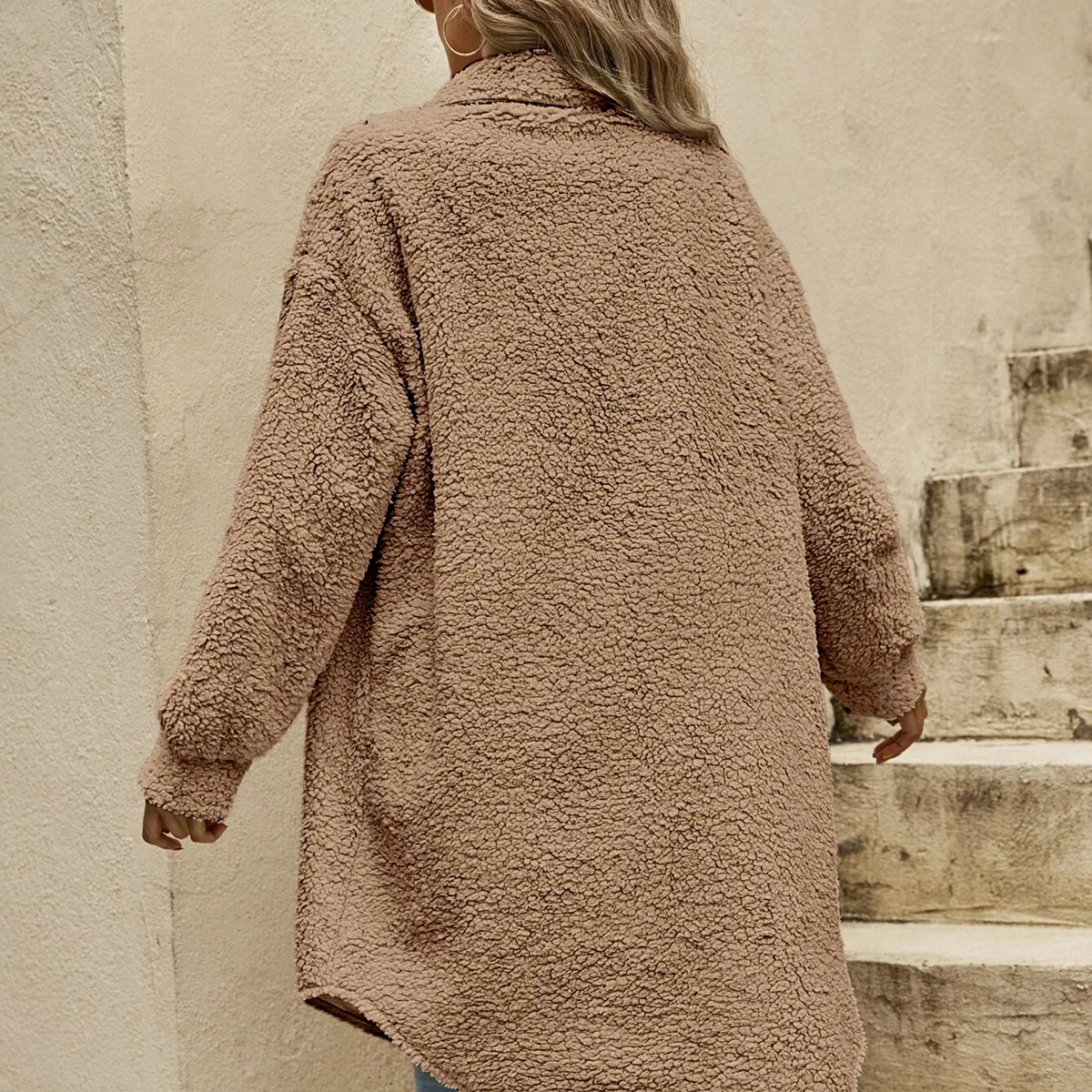 Lara Loose, Relaxed Cardigan