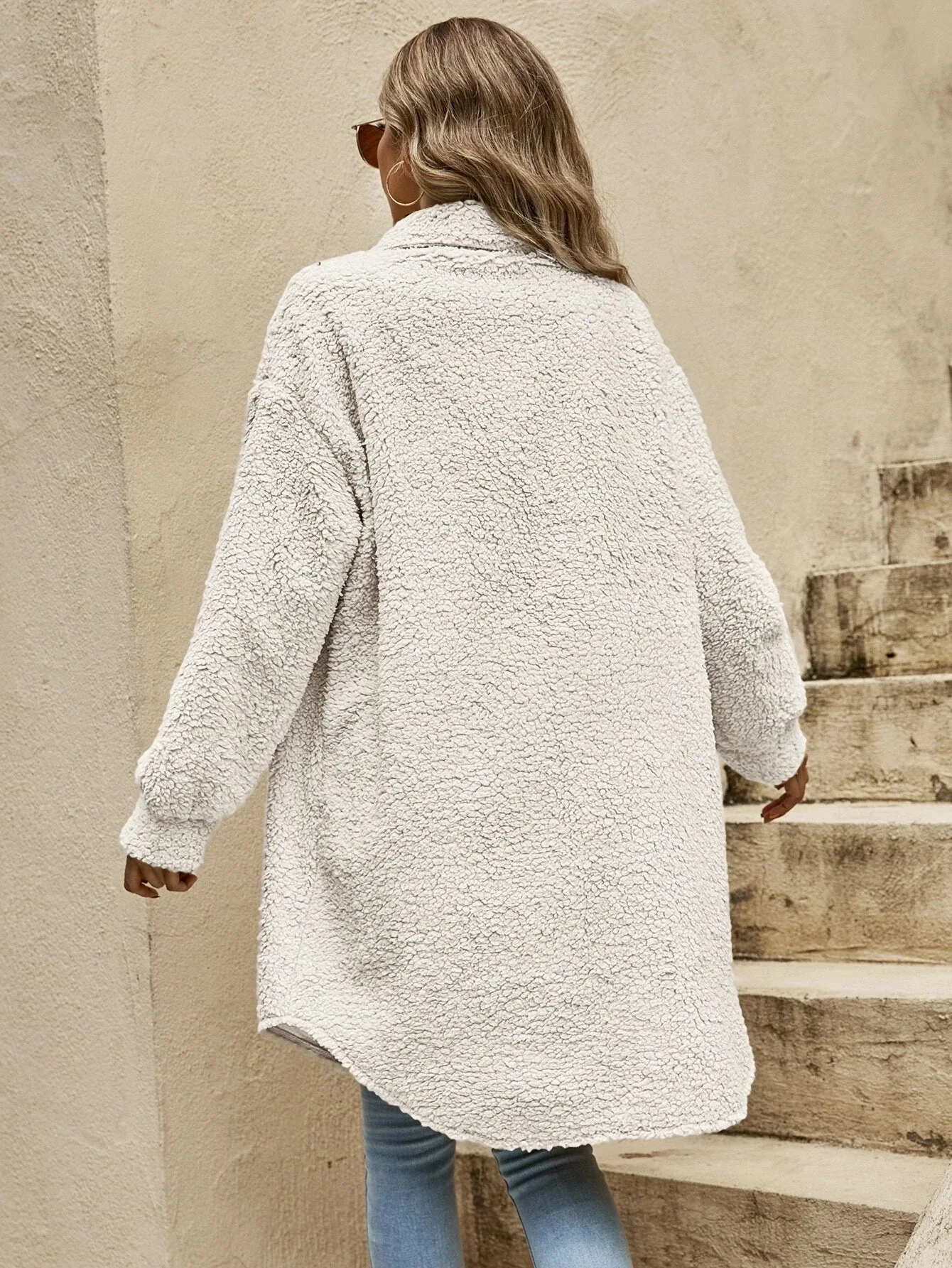 Lara Loose, Relaxed Cardigan