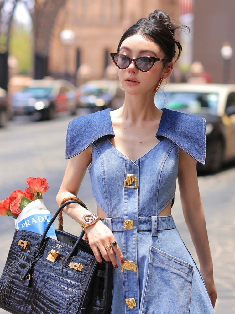 Contrast Large Lapel Denim Dress.