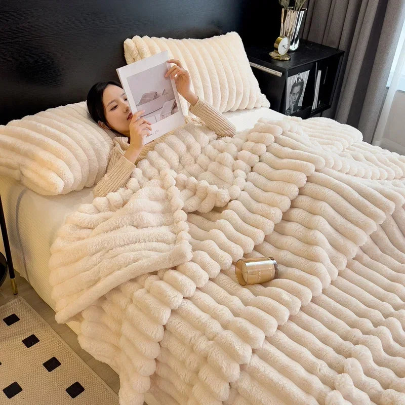 Back in Stock! Autumn's Coziest Blanket